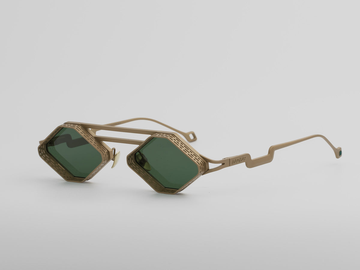 Auryon — Gold / Green