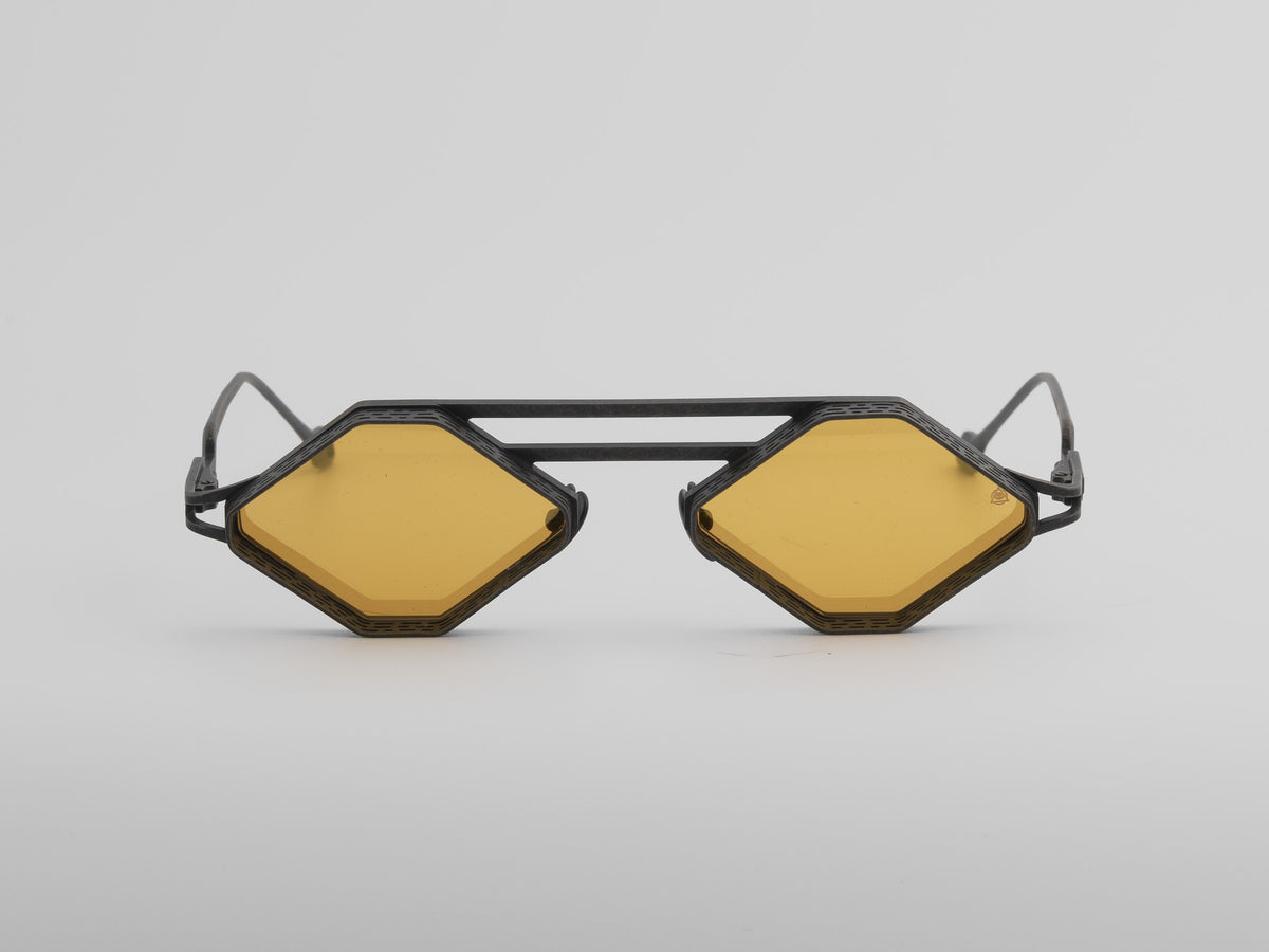 Auryon — Brushed Silver / Orange