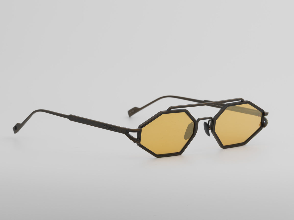 Ozyron — Brushed Gold / Orange