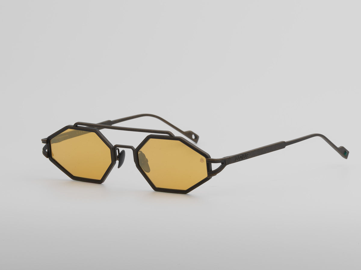 Ozyron — Brushed Gold / Orange