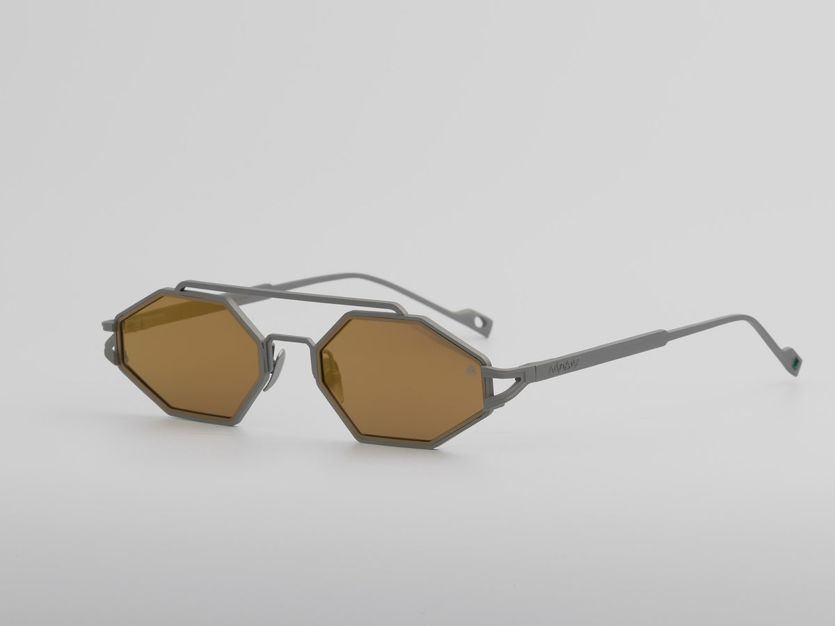 Ozyron — Silver / Brown